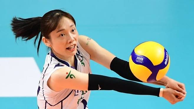 서브 퀸서 최고 리베로, 문정원의 ‘화려한 변신’