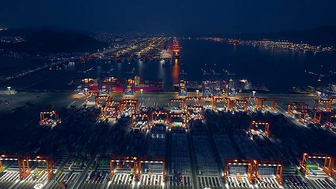 부산항 신항 7부두 동원글로벌터미널부산 전경. /동원글로벌터미널부산(DGT) 제공