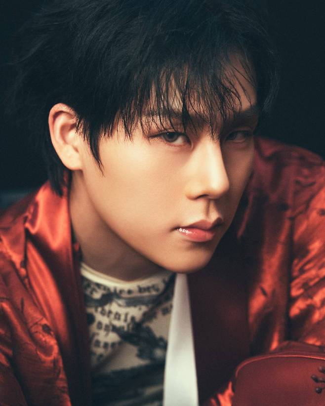 몬스타엑스 주헌, 신곡 'STING' 외신 호평 묵직한 한 방 날리는 곡