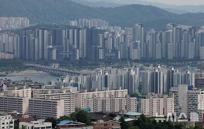 [서울=뉴시스] 서울 시내 아파트. photo@newsis.com