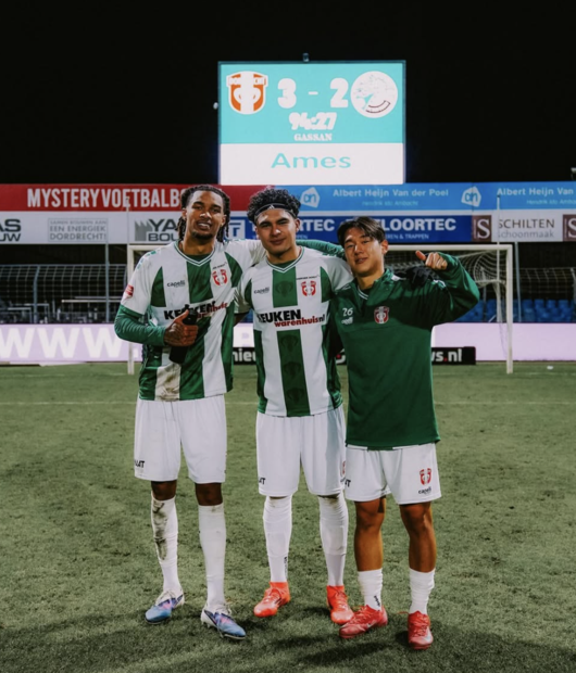 [사진] (오른쪽) 윤도영 / 도르드레흐트 소셜 미디어 계정