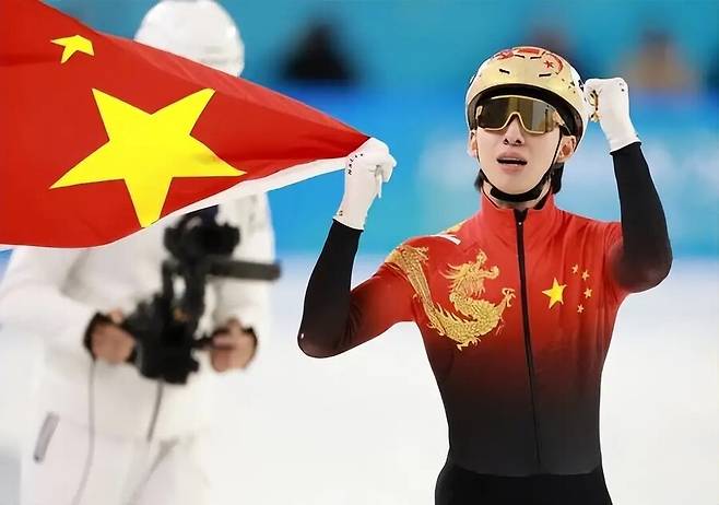 밀라노에서 中 오성홍기 휘날릴까...한국→중국 귀화 린샤오쥔, 8년 만에 올림픽 무대 확정 [오피셜]