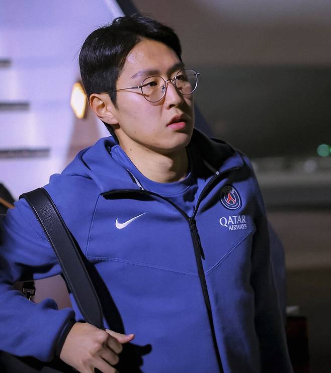 ▲ 이강인은 공격 옵션을 확장하고 스쿼드 질적 도약을 꾀하는 디에고 시메오네 감독이 원하는 창의적인 선수 유형에 완벽히 부합한다. 다만 PSG는 핵심 로테이션 자원으로 보고 잔류를 이끌어냈다. ⓒ 파리 생제르맹