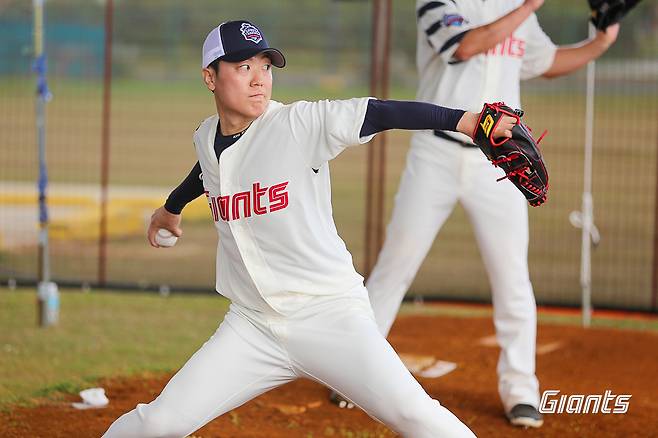 롯데 자이언츠 시절 박진형. 지난해 11월 2차 드래프트를 통해 키움 히어로즈로 이적했다. 사진 롯데 자이언츠
