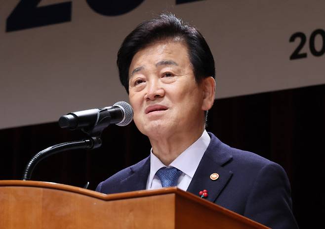 정동영 통일부 장관이 지난 2일 서울 종로구 정부서울청사 별관에서 열린 2026년 통일부 시무식에서 신년사를 하고 있다. (사진=연합뉴스)