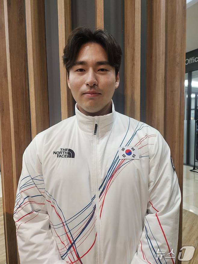 봅슬레이 대표팀 김진수가 23일 뉴스1과의 인터뷰를 앞두고 포즈를 취하고 있다. ⓒ News1 권혁준 기자