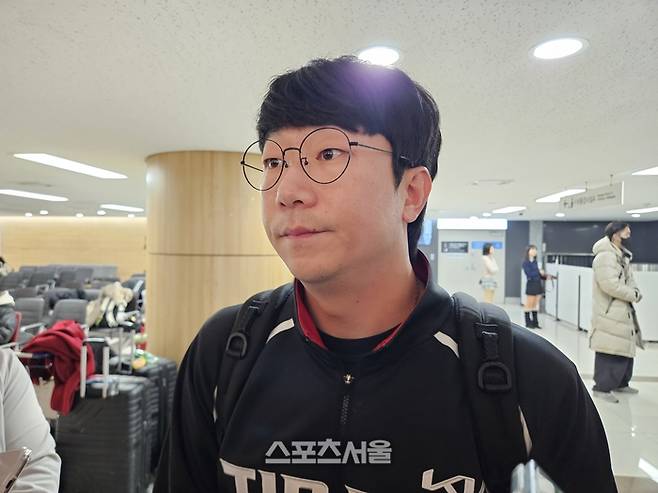 KIA 양현종이 23일 김포국제공항에서 2026 스프링캠프 출국하기 전 인터뷰에 응했다. 김포국제공항 | 김동영 기자 raining99@sportsseoul.com