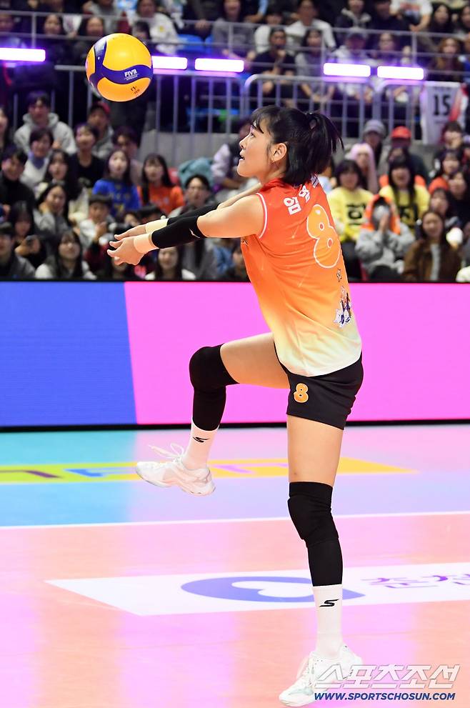 2025-2026 V리그 올스타전이 25일 춘천시 호반체육관에서 열렸다. 베스트 리베로 콘테스트에서 참가한 임명옥. 춘천=박재만 기자 pjm@sportschosun.com/2026.01.25/