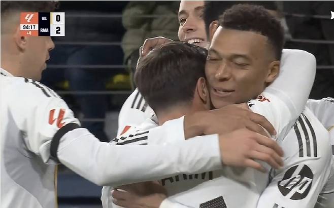 음바페 브라힘 디아즈의 포옹. 골 세리머니 .사진=중계화면 캡처