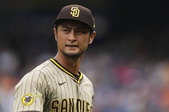 <yonhap photo-0490="">은퇴설에 휩싸인 일본인 투수 다르빗슈 유. [AP=연합뉴스]</yonhap>