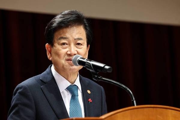 ▲ 지난 2일 정동영 통일부 장관이 시무식에서 발언하고 있다. 사진=정동영 페이스북