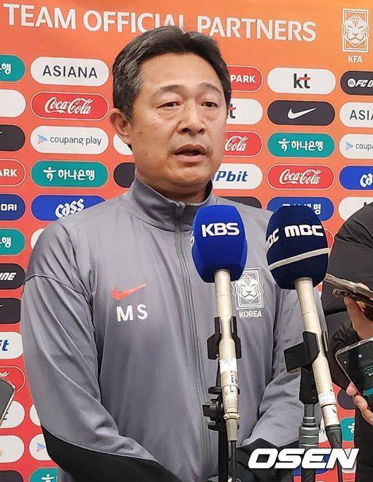 8강부터 승부차기 대비했다 이민성호, 방관 논란은 '오해' 해명...GK 황재윤한테 선택지 준 것[오!쎈 인천]