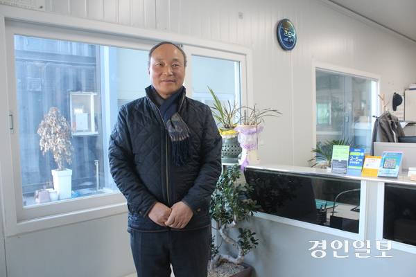 김포시 운양동발전협의회를 이끌고 있는 이운하 회장. /김연태기자 kyt@kyeongin.com