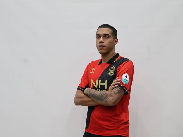 경남FC에 합류한 수비수 루컹. /경남FC