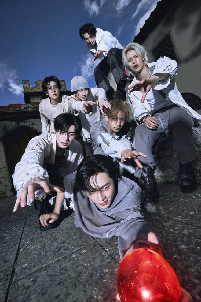 엔하이픈 '슛 아웃', 동계올림픽 응원 열기 더한다