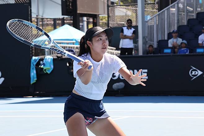 이하음의 파트너로 나선 카논 사와시로