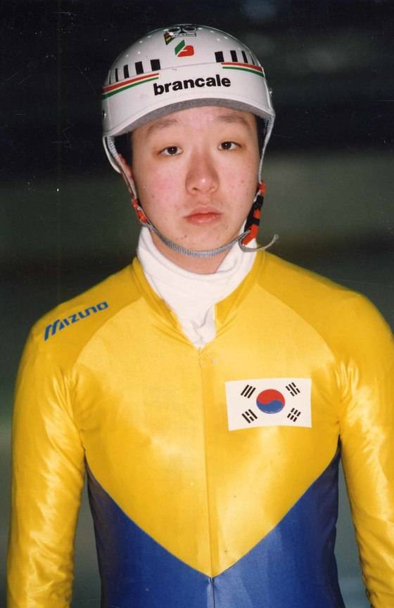 쇼트트랙의 전이경 선수.