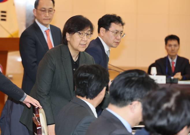 정은경 보건복지부 장관이 26일 서울 종로구 정부서울청사에서 열린 2026년도 제1차 국민연금기금운용위원회에 참석하고 있다. 연합뉴스