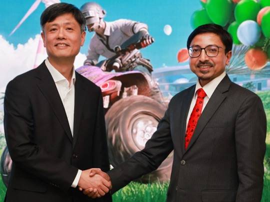 고랑랄 다스 주한인도대사가 크래프톤 서울 본사를 방문해 인도 시장에서의 기술 협력과 투자 확대 방안을 논의했다. 사진 제공 : 크래프톤