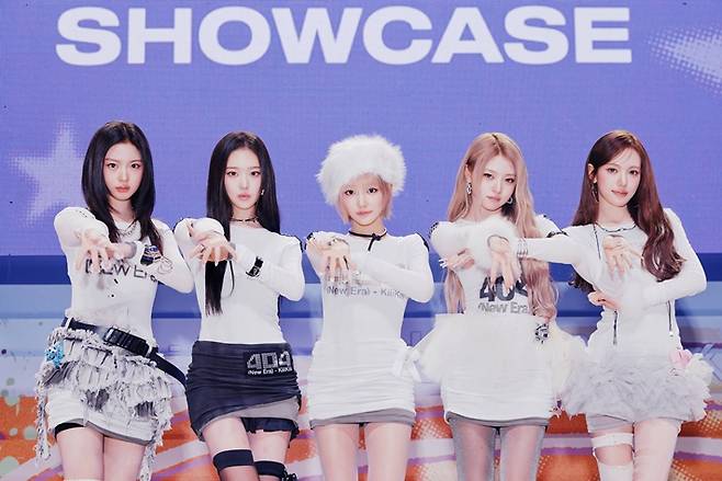 키키의 미니 2집 '델룰루 팩'은 오늘(26일) 저녁 6시 각종 음악 사이트에서 공개된다. 스타쉽엔터테인먼트 제공