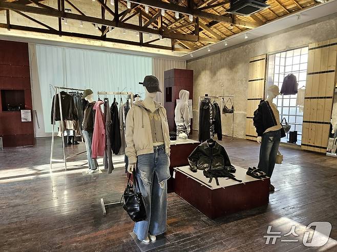 마뗑킴 성수 플래그십 스토어 내부 모습.ⓒ 뉴스1/김진희 기자.