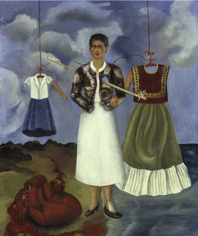 프리다 칼로의 '심장'. 이번 전시에 나오는 프리다 칼로의 작품은 30여점 수준이고, 나머지는 프리다 칼로를 모티프로 제작한 다른 작가들의 작품이다. /개인소장