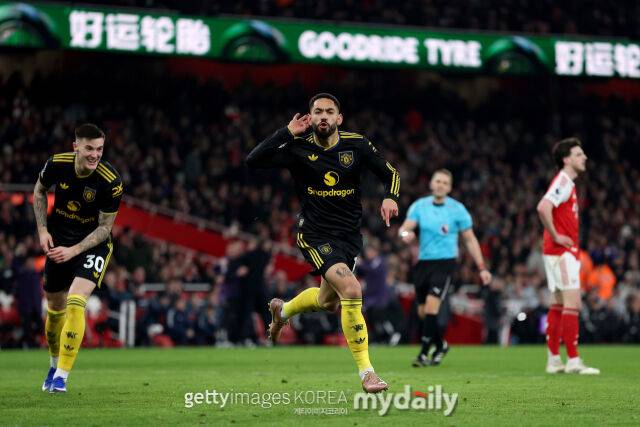 '맨유가 달라졌다, 캐릭 부임 후 자신감 충전'…맨시티 이어 아스날도 격파