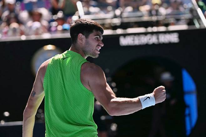 남자 테니스 1위 알카라스, 순위만큼 빛난 스포츠맨십 화제