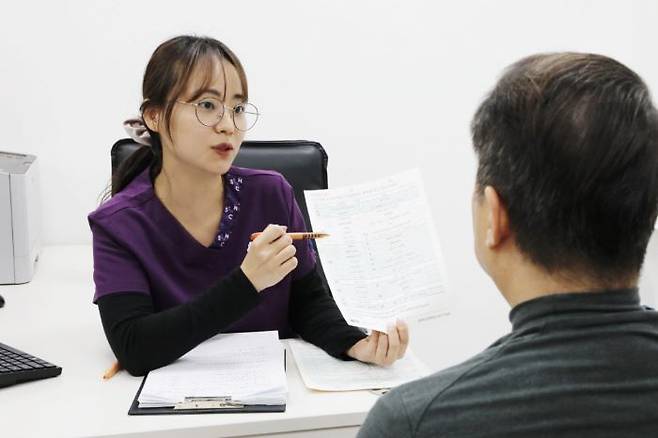 순천향대천안병원 암 전문 코디네이터 상담 모습.