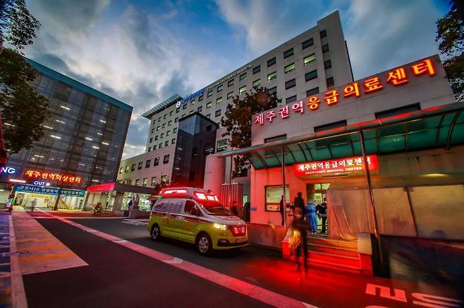 제주권역외상센터를 운영중인 제주한라병원 모습. 제주한라병원 제공