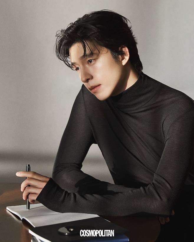 니트 톱 스타일리스트 소장품.