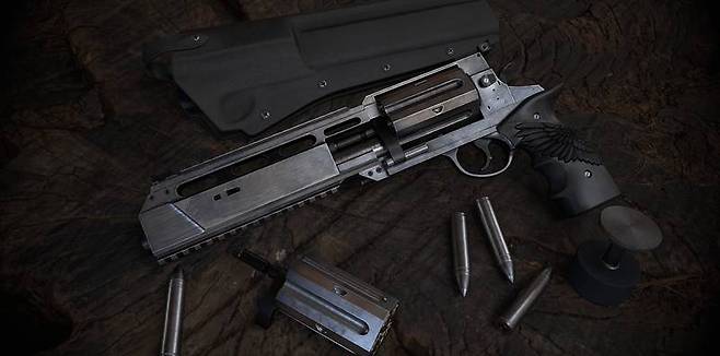 강력한 리볼버 레퀴엠