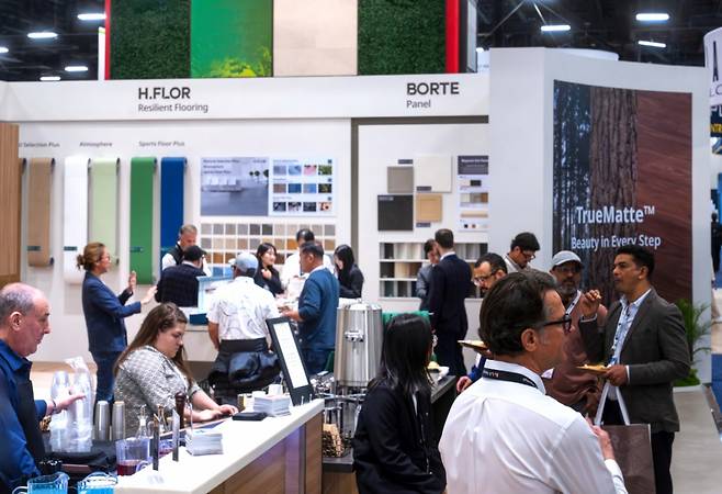 LX하우시스가 지난 27일부터 북미지역 최대 규모 바닥재 전시회 'tise(The International Surface Event) 2026'에 참가 중이다. 북미 바닥재 시장 공략에 속도를 낸다. /사진제공=LX하우시스