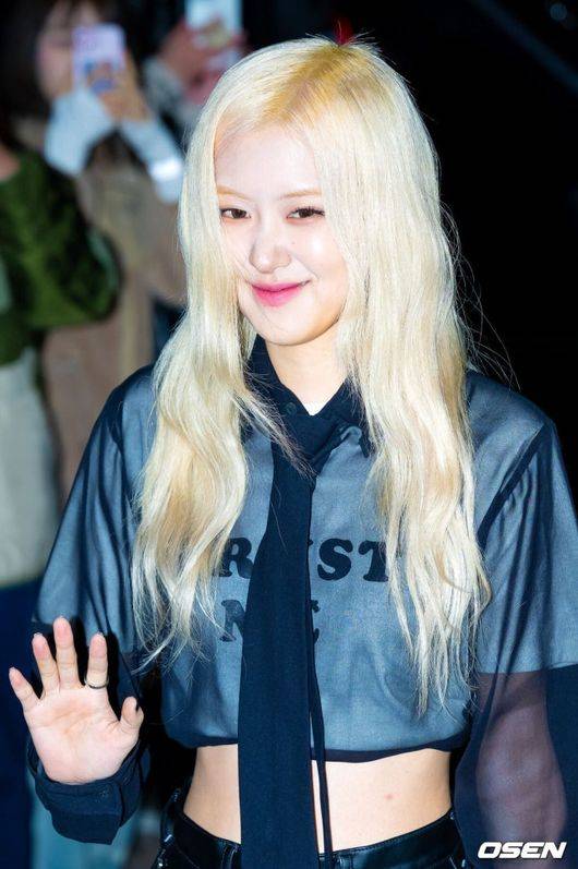 블핑 로제, 글로벌 채널서 ‘소맥’ 직접 전수..그래미 앞두고 존재감