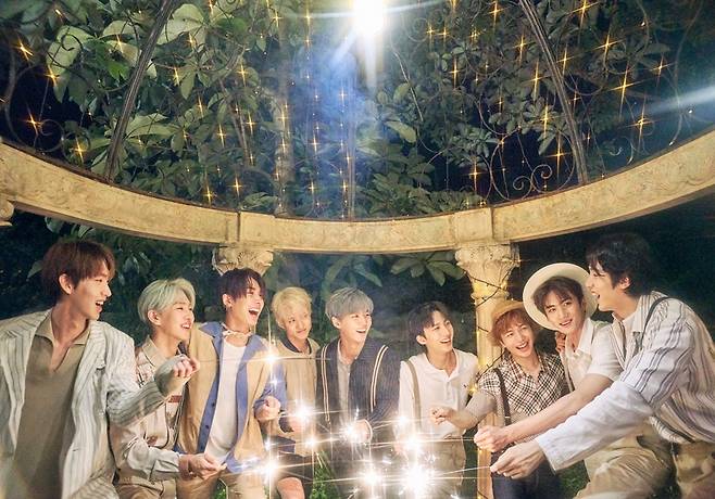 [단독] 펜타곤, 데뷔 10주년…완전체로 'HMA 2025' 무대 선다