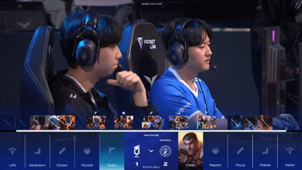 1·2세트를 내주며 벼랑 끝에 몰렸던 DN 수퍼스가 3세트에서 라인 주도권과 교전 완성도를 되찾으며 반격의 발판을 마련했다.(DN수퍼스 & BNK피어엑스 = 1:2). /사진=네이버 치지직 라이브영상 캡처