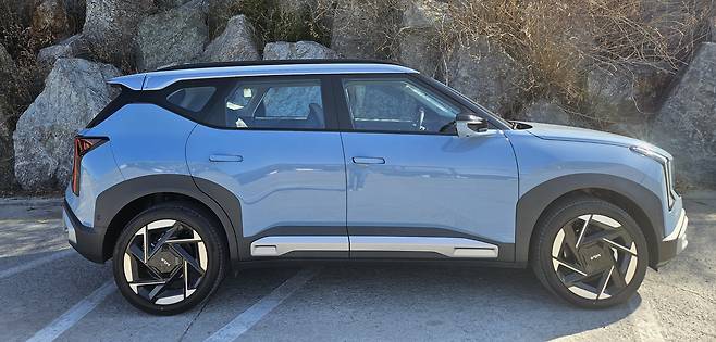 기아 디 올 뉴 셀토스의 측면 모습. /김지환 기자