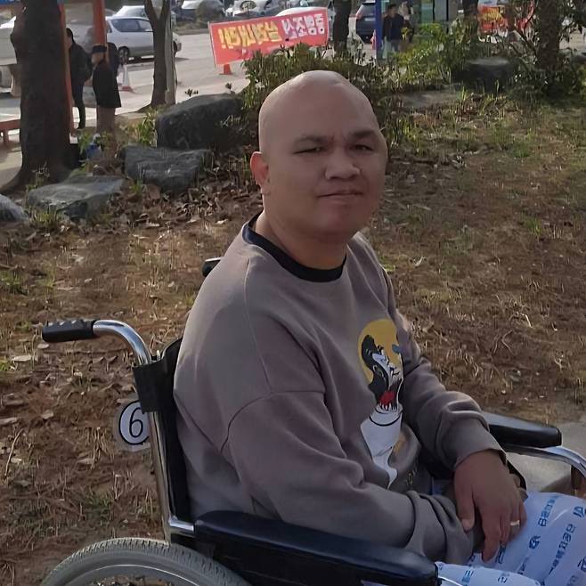 Lindon Delphin, who suffered a fall accident in South Korea in 2016 [JOONGANG ILBO]