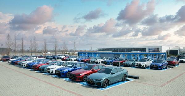“수입차 최대 인프라”…BMW코리아 전기차 충전기 ‘3030기’ 돌파 [사진 제공=BMW코리아]