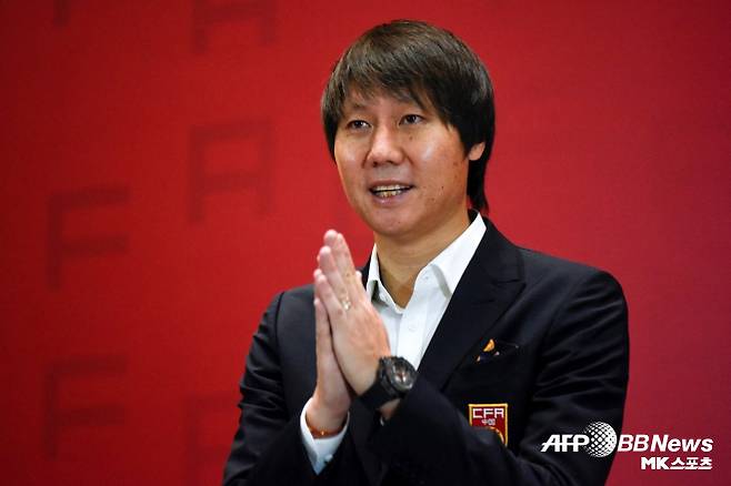 2019년부터 2021년, 그리고 2024년에 중국 대표팀 지휘봉을 잡았던 리톄는 2024년 12월 뇌물 수수 혐의로 유죄 판결을 받아 현재 징역 20년 형을 살고 있다. 사진=AFPBBNews=News1