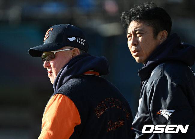 한화 '김범수 보상선수' 고심 끝났다…운명의 주인공, 이적 경로는 아마미오시마→멜버른이 될까