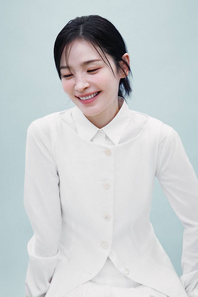 장항준 감독의 영화 ‘왕과 사는 남자’에서 매화 역을 연기한 배우 전미도. 사진 미디어랩시소