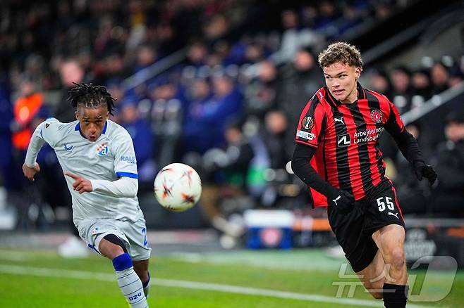 미트윌란은 30일(한국시간) 열린 2025-26 UEFA 유로파리그 리그 페이즈 디나모 자그레브전에서 2-0으로 이겨 16강 직행 티켓을 획득했다. ⓒ AFP=뉴스1