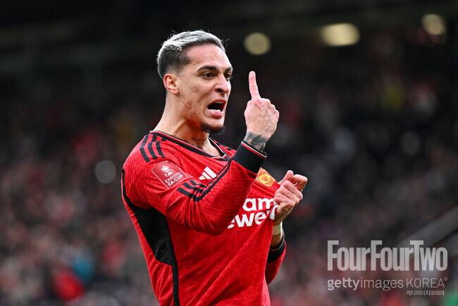 “맨유는 존중 없이 무례했다” 저격하더니 부활했다…英 떠나자마자 25경기 9골 8도움 작렬