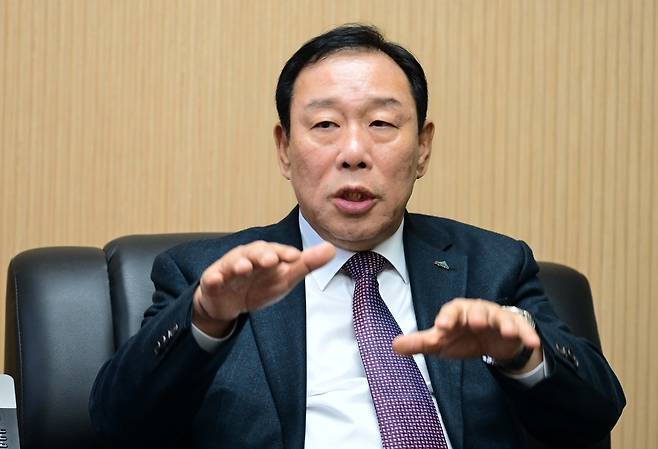 최민호 세종특별자치시장이 지난 19일 오후 서울 영등포구 여의도동 세종 비즈니스라운지에서 헤럴드경제와 인터뷰하고 있다. 이상섭 기자