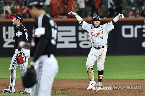 한화 손아섭 '세이프!' [연합뉴스 자료사진]