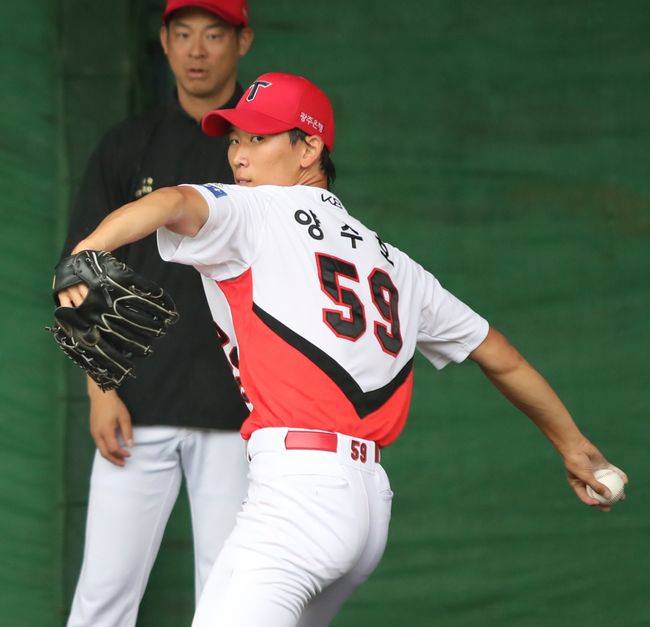 양수호 지명이 파격? 한화는 오히려 편했다…'안 풀릴 줄 알았던' 153km 우완 파이어볼러 수혈