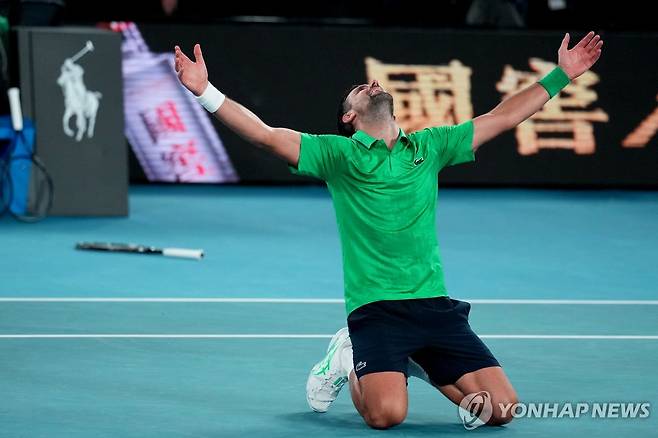 알카라스 vs 조코비치 호주오픈 결승 격돌…누가 이겨도 새 역사(종합)