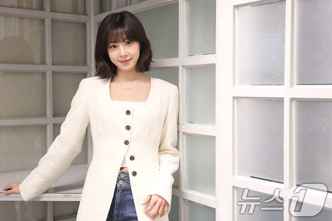 그룹 트리플에스(tripleS)의 니엔이 21일 서울 종로구 뉴스1에서 가진 인터뷰에 앞서 포즈를 취하고 있다. 2026.1.21/뉴스1 ⓒ News1 이광호 기자