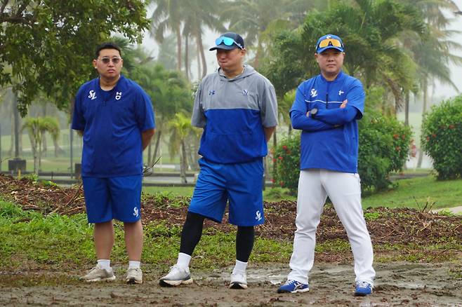 삼성 박진만 감독(가장 오른쪽). 삼성 제공